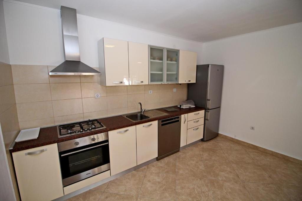 Apartment Lucija Vela Luka Buitenkant foto