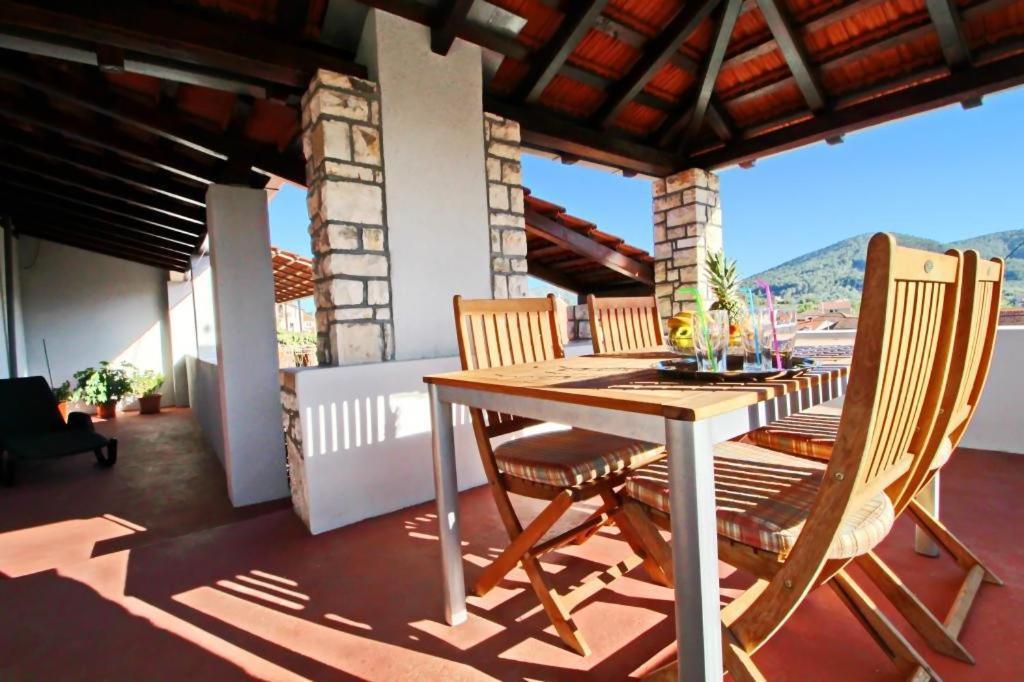 Apartment Lucija Vela Luka Buitenkant foto